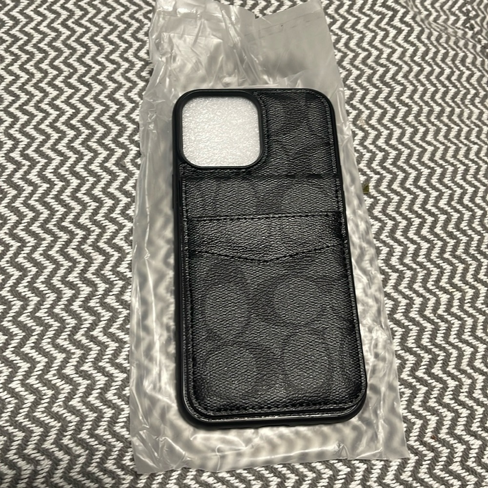 Coach design Iphone 6.7” wallet style case